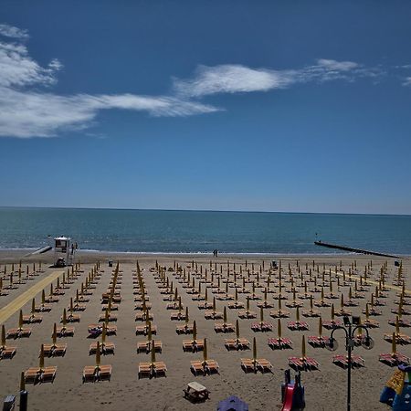 Hotel Loreley Lido di Jesolo Buitenkant foto
