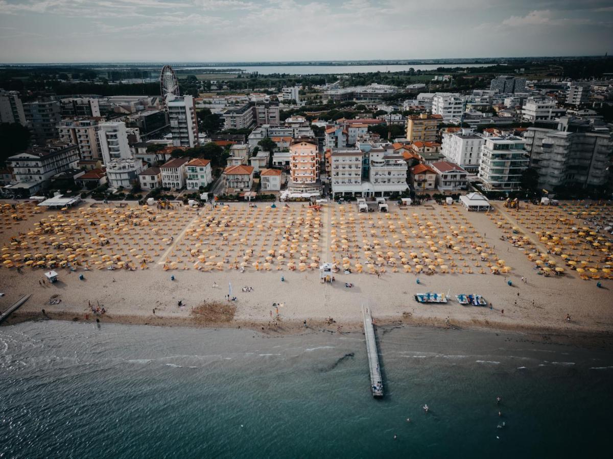 Hotel Loreley Lido di Jesolo Buitenkant foto