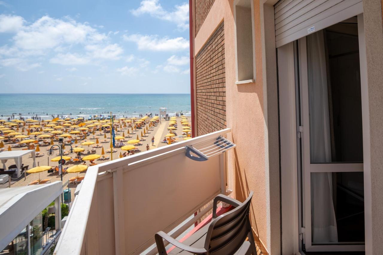 Hotel Loreley Lido di Jesolo Buitenkant foto