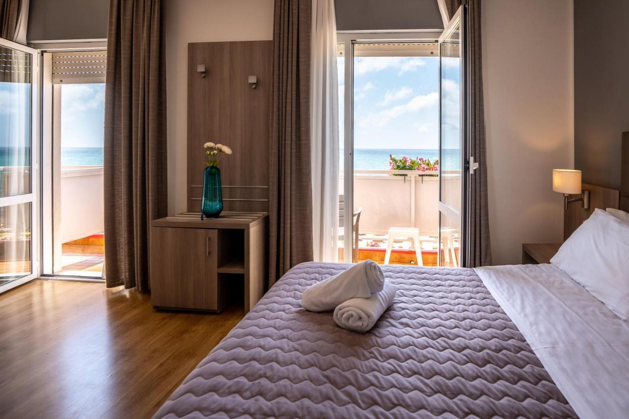 Hotel Loreley Lido di Jesolo Buitenkant foto