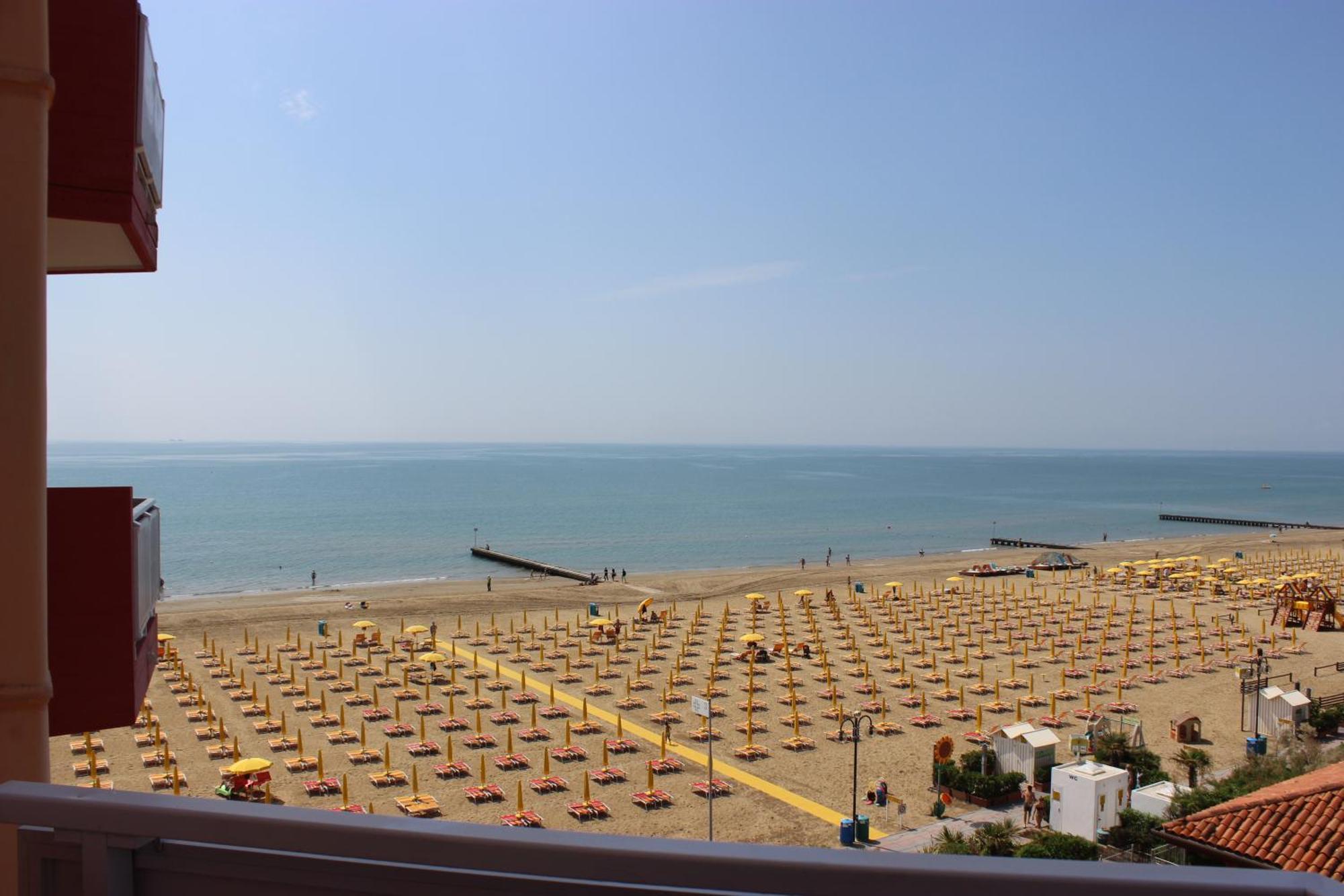Hotel Loreley Lido di Jesolo Buitenkant foto