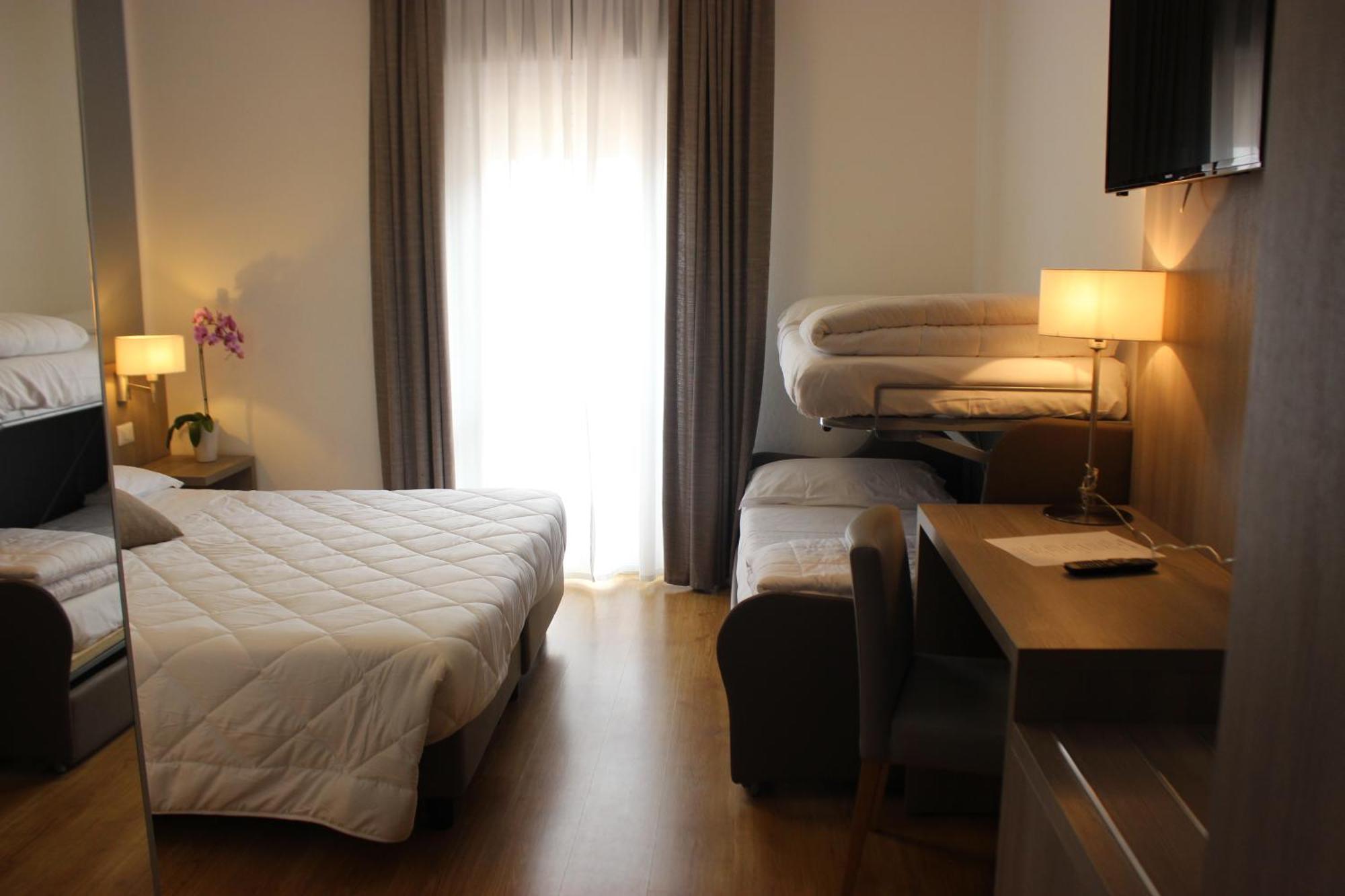 Hotel Loreley Lido di Jesolo Buitenkant foto